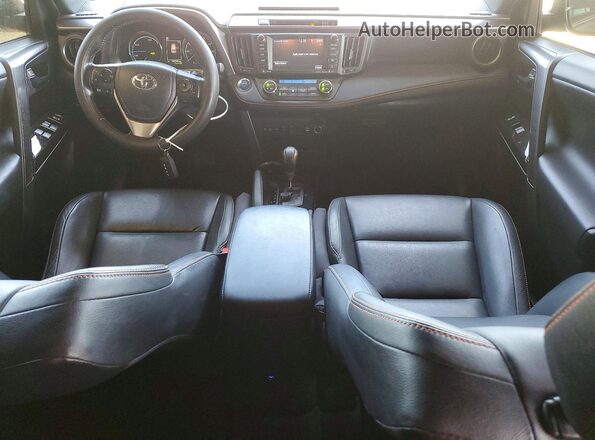 JTMJJREVXHD143438 2017 TOYOTA RAV4 Серый Вид панели приборов