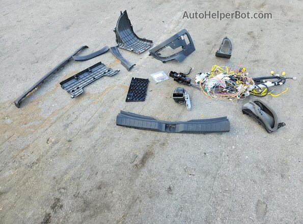 JTMLWRFVXSD591971 2025 TOYOTA RAV4 Black Widok naklejki z numerem VIN
