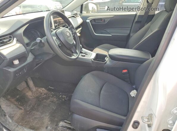 JTMMWRFV4SD320604 2025 TOYOTA RAV4 Белый Вид салона спереди