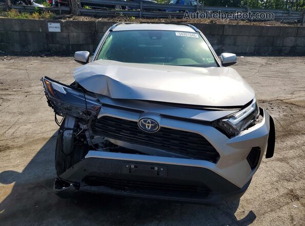 JTMMWRFV6PD186105 2023 TOYOTA RAV4 Silver Widok z przodu