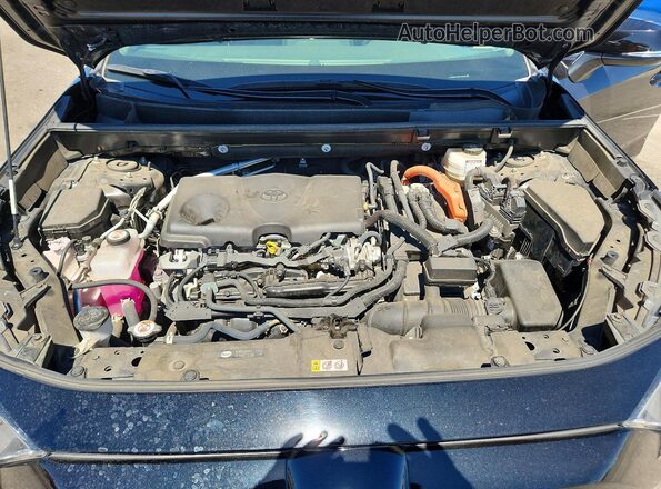 JTMMWRFVXND146025 2022 TOYOTA RAV4 Черный Вид задней части салона