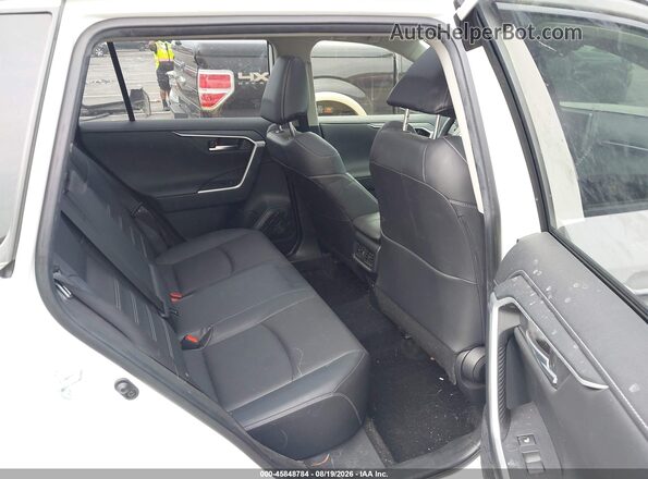 JTMN1RFV0KD518230 2019 TOYOTA RAV4 White Вид наклейки з VIN-кодом
