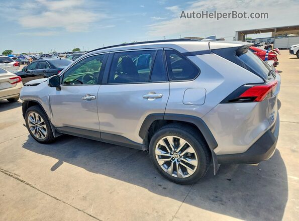 JTMN1RFV2MD083519 2021 TOYOTA RAV4 Silver Trasero izquierdo