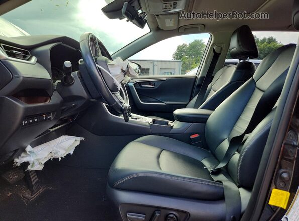JTMN1RFV3MD070441 2021 TOYOTA RAV4 Black Front interior view