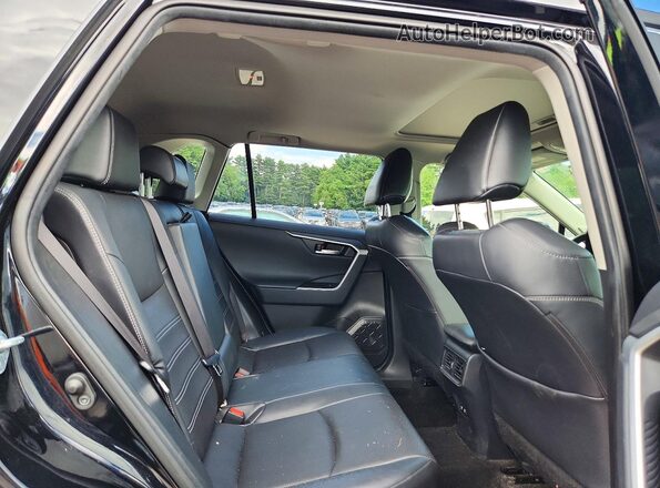 JTMN1RFV3MD070441 2021 TOYOTA RAV4 Black Rear interior view