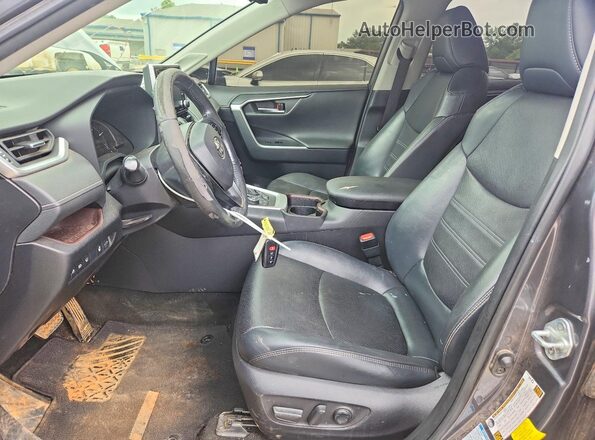 JTMN1RFV7KD039447 2019 TOYOTA RAV4 Charcoal Вид салону спереду