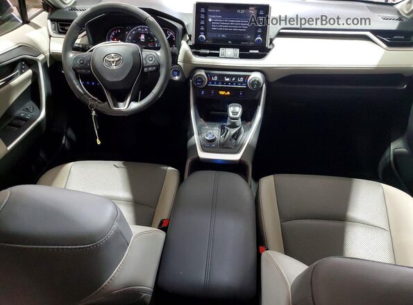 JTMN1RFV7LJ026670 2020 TOYOTA RAV4 Red Dashboard view