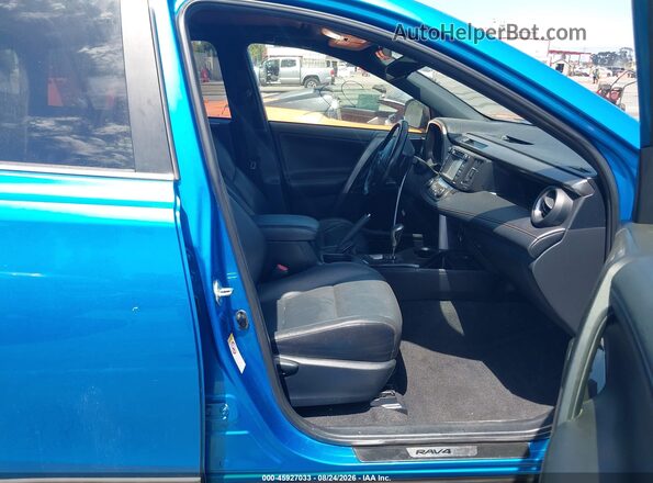 JTMNFREV3HD100577 2017 TOYOTA RAV4 Blue Vista interior delantera