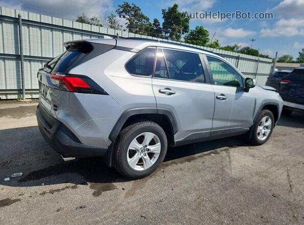 JTMP1RFVXKD043890 2019 TOYOTA RAV4 Silver Tył prawy
