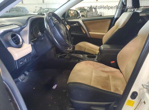 JTMRFREV2GJ067508 2016 TOYOTA RAV4 White Front interior view