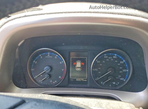 JTMRFREV2JD254110 2018 TOYOTA RAV4 Silver ხელსაწყოთა პანელის ხედი
