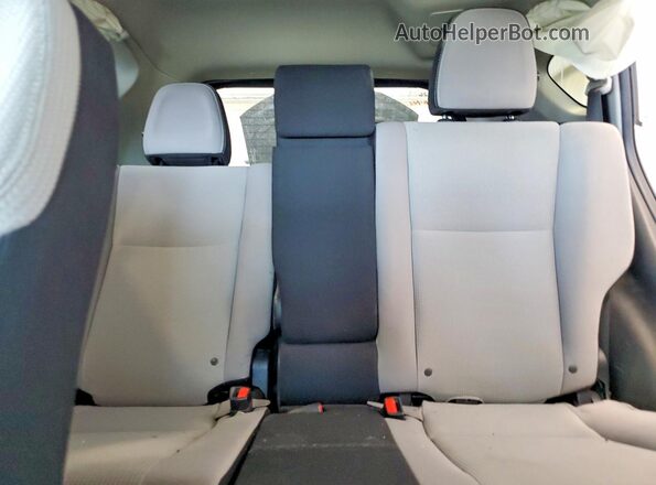 JTMRFREV2JJ189518 2018 TOYOTA RAV4 White Հետևի նստատեղերի տեսք
