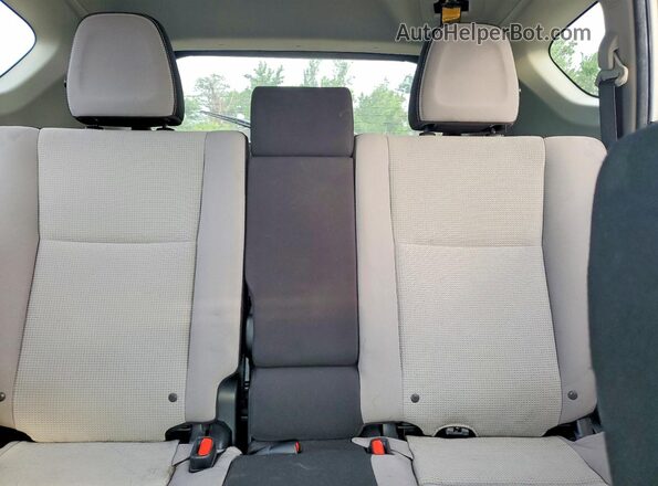 JTMRFREV2JJ723648 2018 TOYOTA RAV4 White Rear seats view