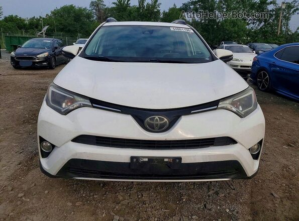 JTMRFREV2JJ723648 2018 TOYOTA RAV4 White Front view