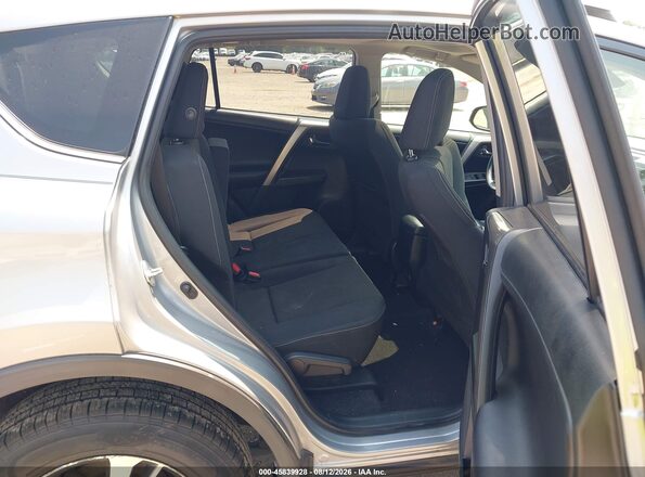 JTMRFREV3JD238255 2018 TOYOTA RAV4 Silver VIN կոդի պիտակի տեսք