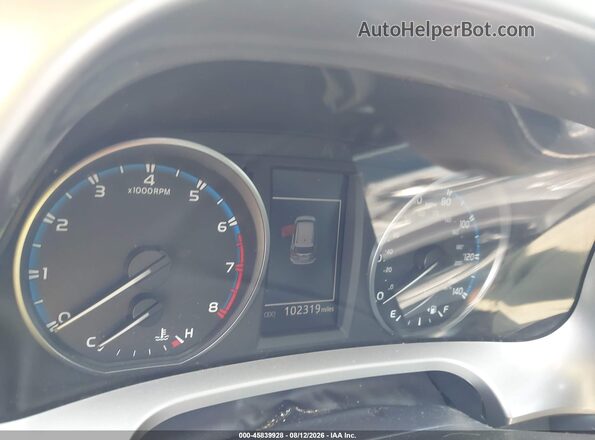 JTMRFREV3JD238255 2018 TOYOTA RAV4 Silver Հետևի նստատեղերի տեսք