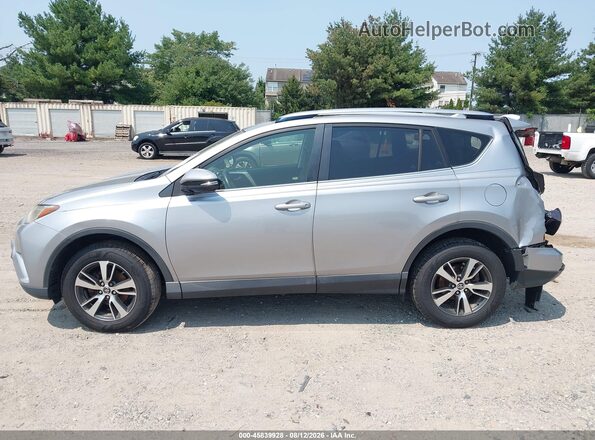 JTMRFREV3JD238255 2018 TOYOTA RAV4 Silver Սալոնի 360 աստիճան տեսք