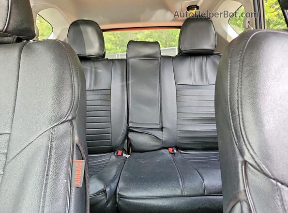 JTMRFREV4HJ716842 2017 TOYOTA RAV4 Серый Вид задних сидений