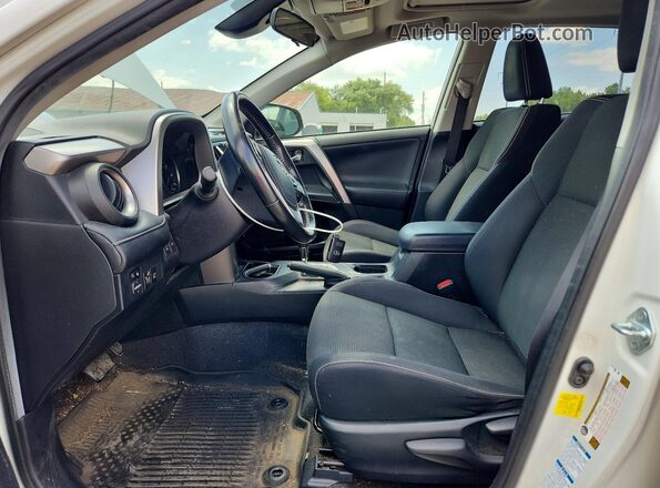 JTMRFREV5HJ113110 2017 TOYOTA RAV4 White Սալոնի դիմացի տեսք