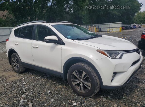 JTMRFREV5JJ232961 2018 TOYOTA RAV4 Белый Передняя правая четверть