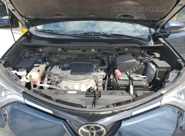 JTMRFREV5JJ237108 2018 TOYOTA RAV4 Blue Vista del compartimento del motor