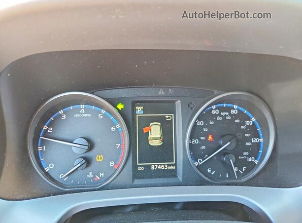 JTMRFREV6JD251677 2018 TOYOTA RAV4 Белый Вид щитка приборов