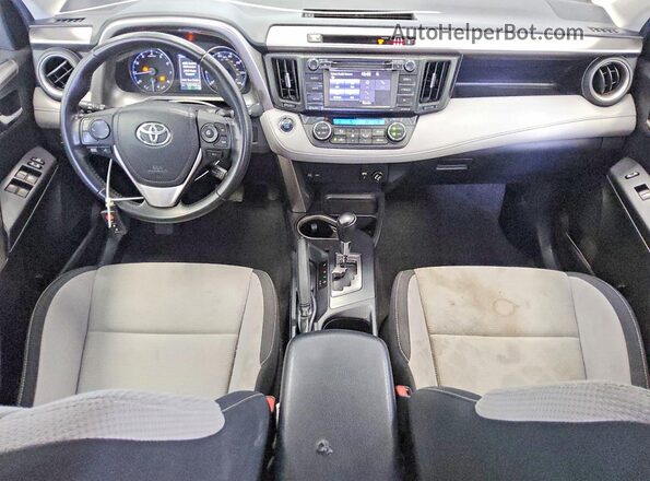 JTMRFREV6JJ221726 2018 TOYOTA RAV4 Silver Vista del salpicadero
