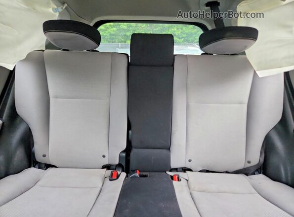 JTMRFREV6JJ233942 2018 TOYOTA RAV4 Blue Вид задніх сидінь