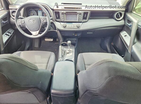 JTMRFREV7HJ106627 2017 TOYOTA RAV4 White Widok deski rozdzielczej