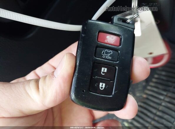 JTMRFREV7JD232555 2018 TOYOTA RAV4 White Առջևի վահանակի տեսք