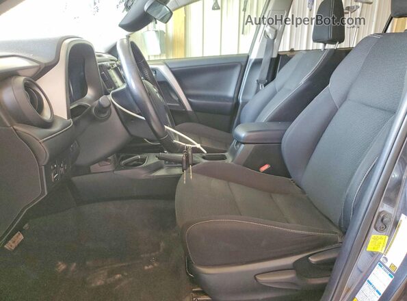 JTMRFREV8HD209327 2017 TOYOTA RAV4 Угольный Вид салона спереди