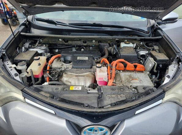 JTMRJREV4HD083787 2017 TOYOTA RAV4 Silver Engine compartment view