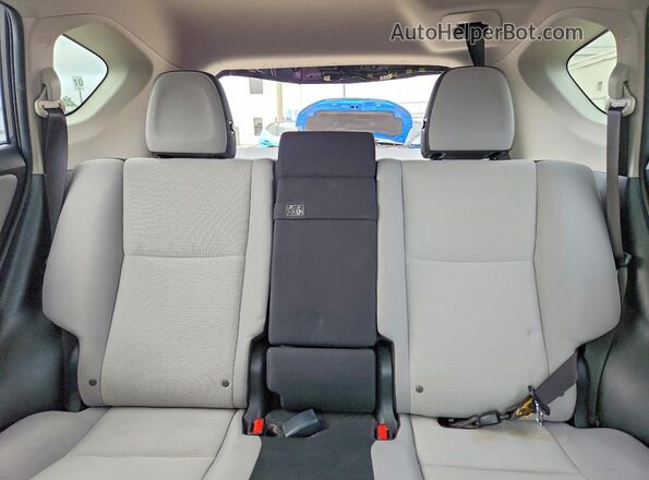 JTMRJREV4HD089752 2017 TOYOTA RAV4 Gray Հետևի նստատեղերի տեսք