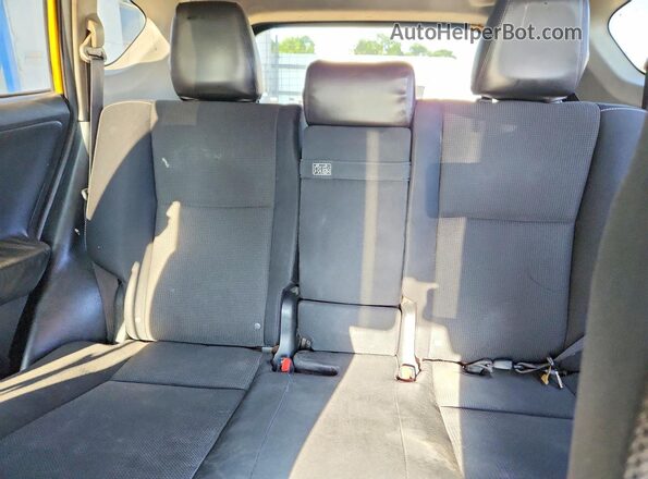 JTMRJREVXHD073426 2017 TOYOTA RAV4 Yellow უკანა სავარძლების ხედი