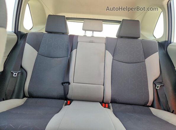 JTMW1RFV5KD024711 2019 TOYOTA RAV4 Silver Vista de los asientos traseros
