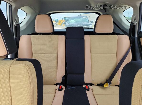 JTMWFREV0HD097318 2017 TOYOTA RAV4 White Rear seats view