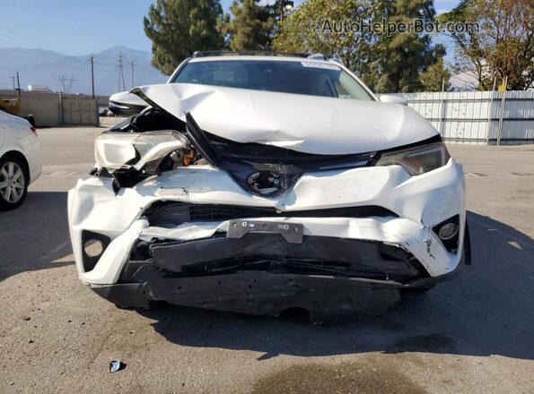 JTMWFREV0JJ165284 2018 TOYOTA RAV4 Белый Вид спереди