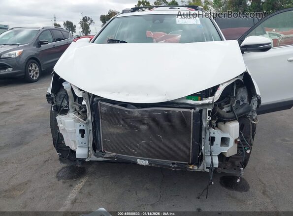 JTMWFREV1HD101425 2017 TOYOTA RAV4 White Widok z przodu