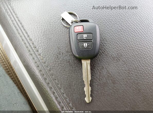 JTMWFREV2HJ711464 2017 TOYOTA RAV4 Серый Вид панели приборов