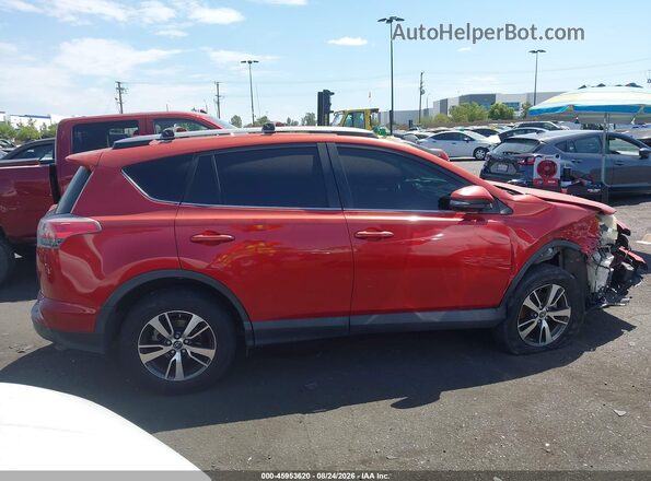 JTMWFREV3HJ112993 2017 TOYOTA RAV4 Красный Вид задней части салона