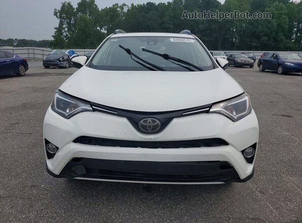 JTMWFREV4HD107168 2017 TOYOTA RAV4 White Front view