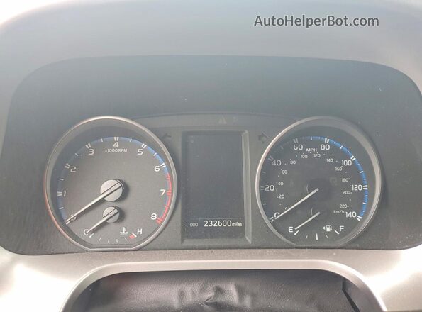 JTMWFREV4HD107168 2017 TOYOTA RAV4 White Instrument cluster view