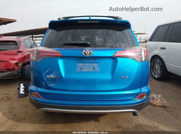 JTMWFREV5HD092860 2017 TOYOTA RAV4 Синий 