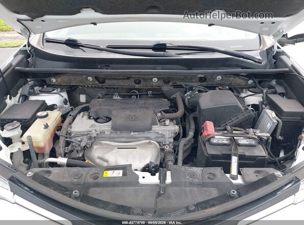 JTMWFREV5JD133610 2018 TOYOTA RAV4 White უკანა ხედი