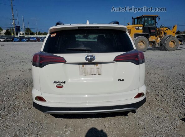 JTMWFREV5JJ728992 2018 TOYOTA RAV4 White უკანა ხედი
