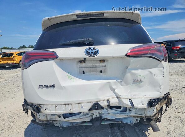 JTMWFREV6HJ105486 2017 TOYOTA RAV4 White Вид ззаду