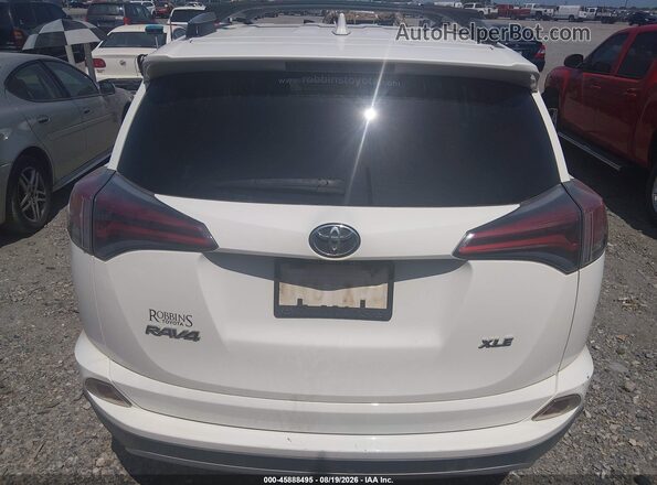 JTMWFREV6HJ119386 2017 TOYOTA RAV4 White 