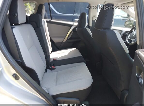 JTMWFREV7JJ186875 2018 TOYOTA RAV4 Silver VIN կոդի պիտակի տեսք
