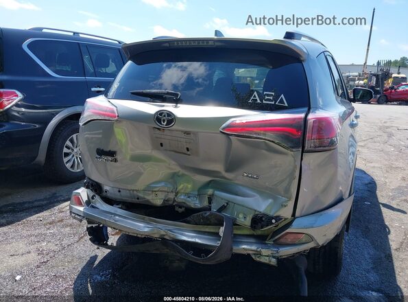 JTMWFREV7JJ186875 2018 TOYOTA RAV4 Silver 