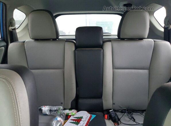 JTMWFREV8HJ707788 2017 TOYOTA RAV4 Blue Widok tylnych siedzeń